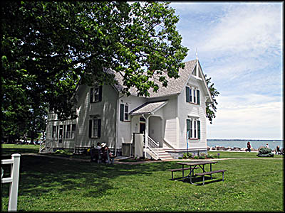 Marblehead Lighthouse Keeper's House