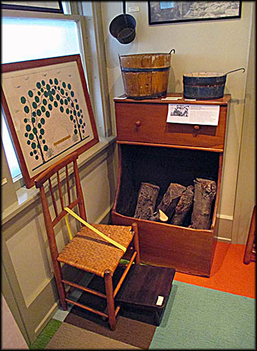 Shaker Historical Museum Shaker-made Furniture