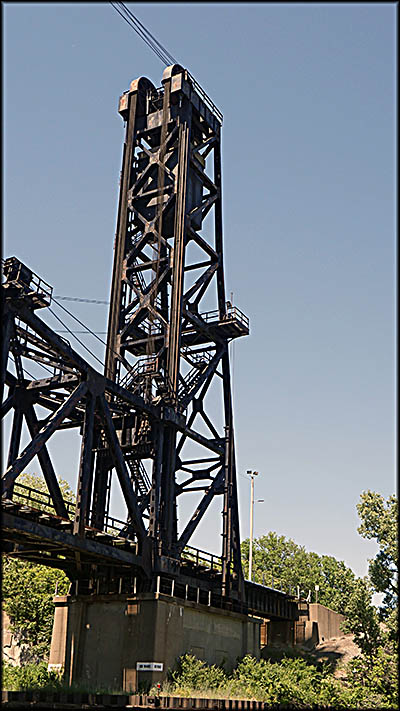 Lorain History Boat Tour: Norfolk Southern Lift Bridge