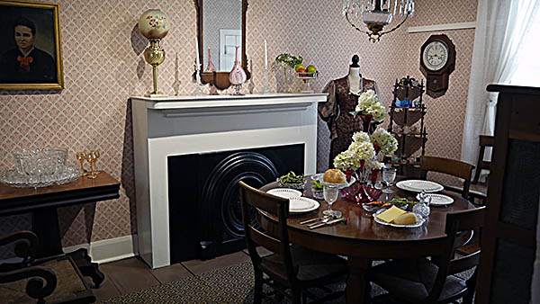 Milan Museum—Victorian Dining Room