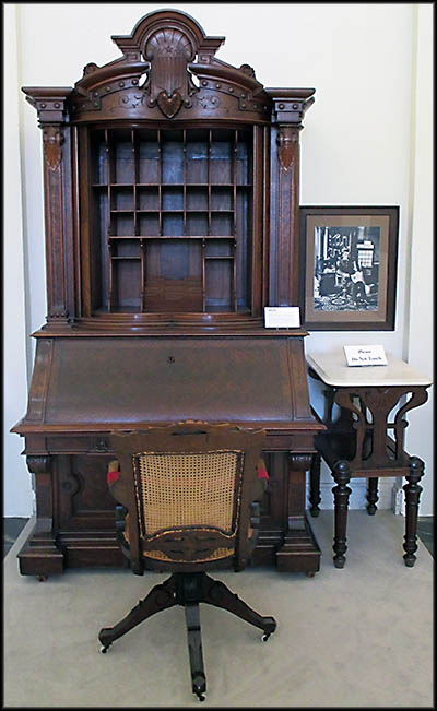 Rutherford B. Hayes Presidential Library and Museums President Ulysses S. Grant’s White House Desk