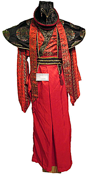 Wayne County Historical Society of Ohio This costume was used in the Ohio Light Opera’s production of The Mikado in 2008, 2012 and 2016. It was designed by Charlene Gross and can be seeing at the Wayne County Historical Society--at least until the exhibit ends on October 31, 2018.