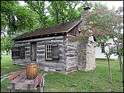 Wolcott Heritage Center Log House